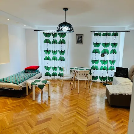Appartement Centru Castelului 1 *